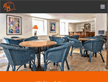Tablet Screenshot of hotel-annedebretagne.com